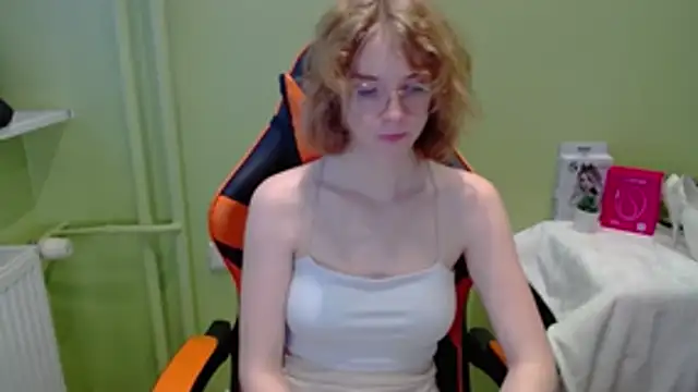 juicyPenny online show from 11/19/25, 07:30