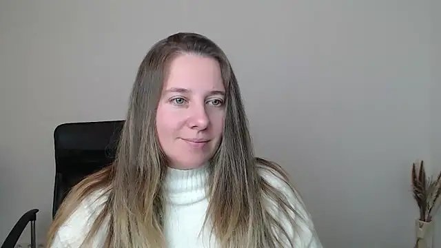 Snapshot of Darklure_ chatting on 10/29/25, 10:22 Darklure  online show from 10/29/25, 10:22