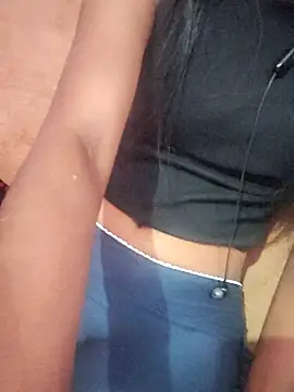 Snapshot of dream_Naughty_girl chatting on 10/17/25, 01:42 dream Naughty girl online show from 10/17/25, 01:42