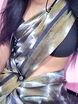 Snapshot of dream_Naughty_girl chatting on 11/16/25, 12:00 dream Naughty girl online show from 11/16/25, 12:00