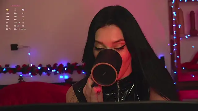 Olivia Faye online show from 04/30/26, 08:57