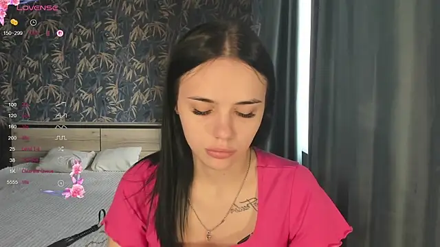 Snapshot of Kseni_a chatting on 03/21/26, 08:41 Kseni a online show from 03/21/26, 08:41