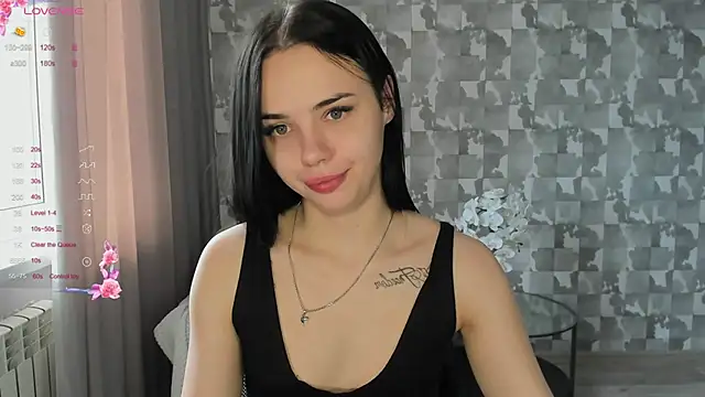 Snapshot of Kseni_a chatting on 03/26/26, 07:36 Kseni a online show from 03/26/26, 07:36