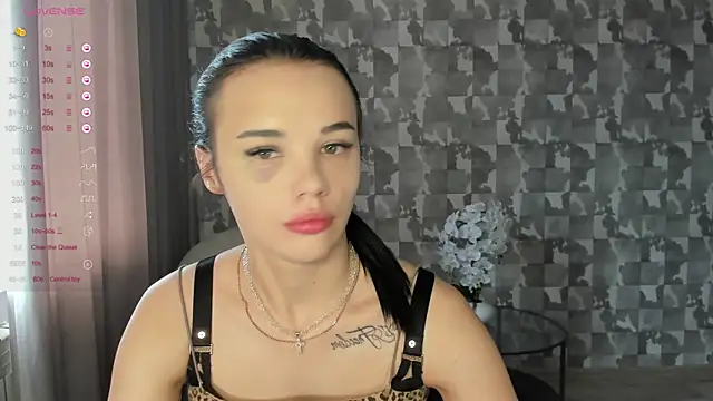 Snapshot of Kseni_a chatting on 06/15/26, 07:21 Kseni a online show from 06/15/26, 07:21