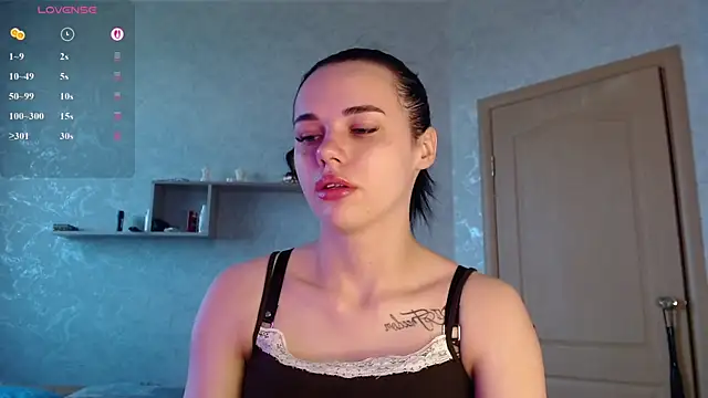 Snapshot of Kseni_a chatting on 07/22/26, 07:00 Kseni a online show from 07/22/26, 07:00