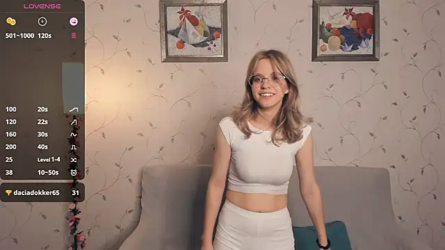 JoanBaggott online show from 11/19/25, 08:09