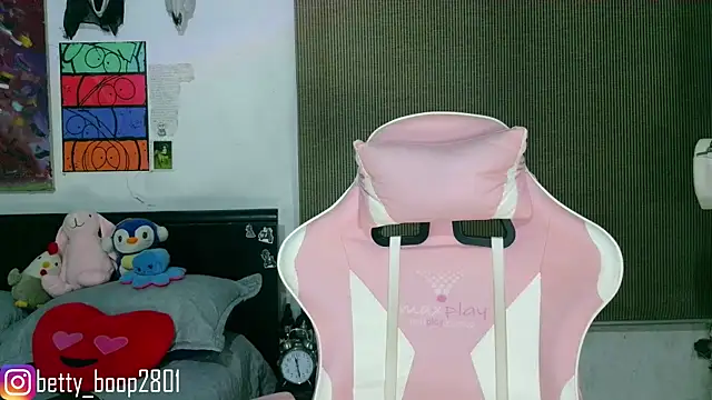 bettyboo2801 online show from 05/08/26, 04:29
