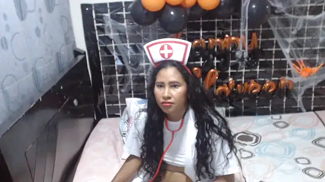 PERLA BLACK  online show from 10/31/25, 07:42