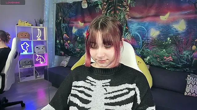 Snapshot of ClaraParks chatting on 01/10/26, 07:04 ClaraParks online show from 01/10/26, 07:04