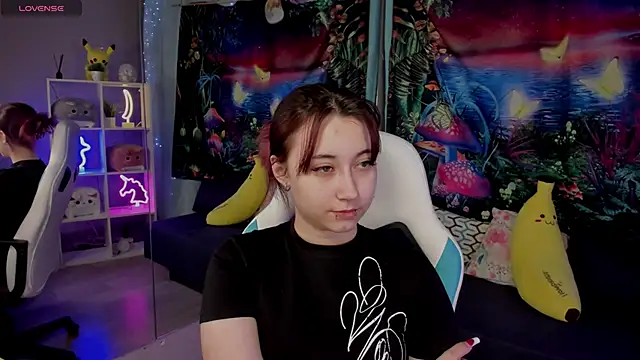 Snapshot of ClaraParks chatting on 03/12/26, 07:14 ClaraParks online show from 03/12/26, 07:14