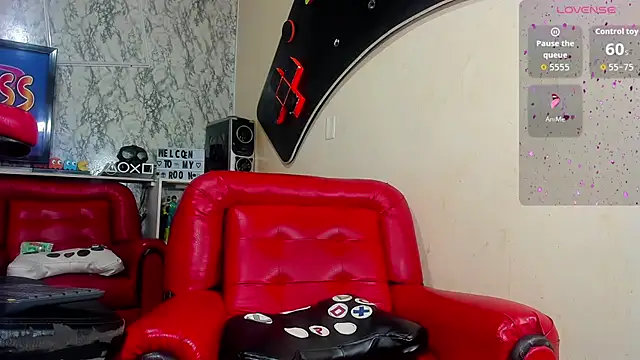 Dahlia Moss online show from 10/24/25, 03:14