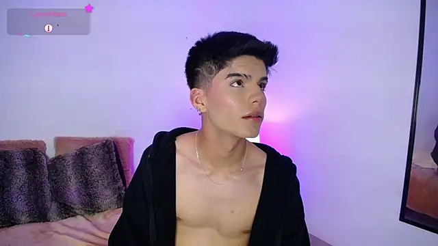 Dulcey  online show from 11/12/25, 12:22