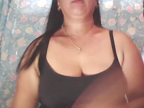 hotolivia34 online show from 12/03/25, 06:10