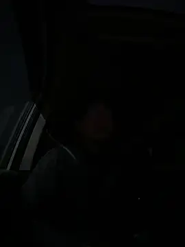 Snapshot of koukou322 chatting on 12/18/25, 09:32 koukou322 online show from 12/18/25, 09:32