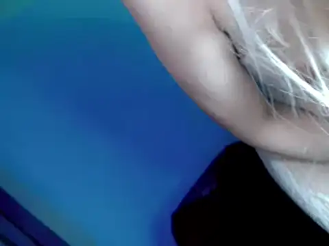 Snapshot of coffe_cat28 chatting on 09/12/25, 02:00 coffe cat28 online show from 09/12/25, 02:00