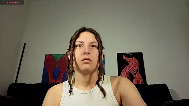TrixiBell online show from 05/12/26, 05:26