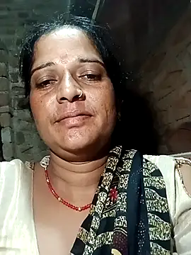 Snapshot of Cutreet chatting on 09/17/25, 05:36 Cutreet online show from 09/17/25, 05:36