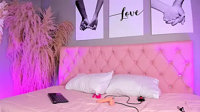 Jim twink online show from 10/22/25, 02:23