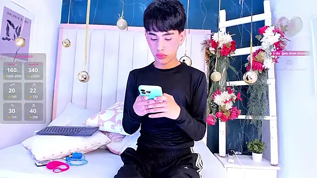 Jim twink online show from 12/03/25, 07:23