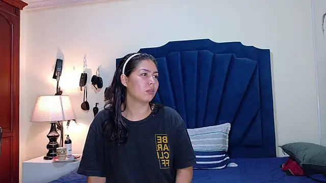 RoxyandAron2 online show from 05/02/26, 01:54