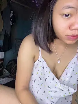 NinaChu online show from 09/17/25, 03:35