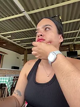 JuanitaMore01 online show from 09/14/25, 07:24