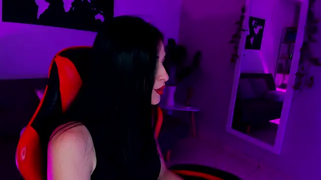 Snapshot of ZoeValencia1 chatting on 02/24/26, 12:14 ZoeValencia1 online show from 02/24/26, 12:14