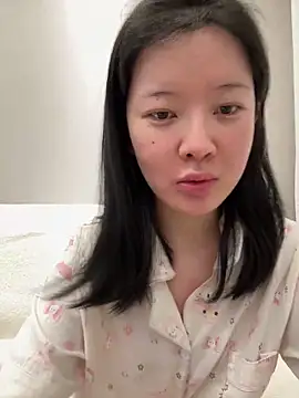 EnEn xiaobao online show from 02/17/26, 10:45