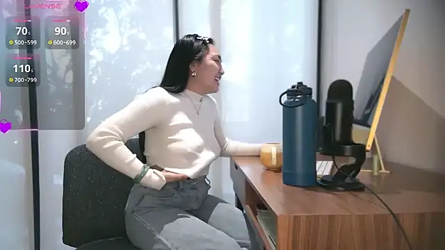 yuzhara online show from 11/11/25, 02:28