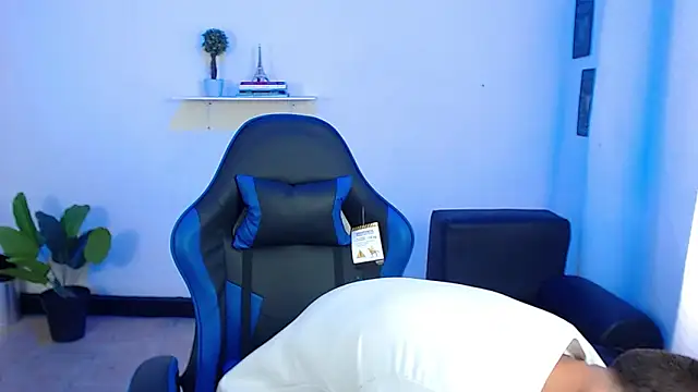 setthomas online show from 09/18/25, 03:03