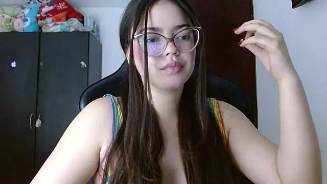 Snapshot of Valentina2390 chatting on 05/12/26, 02:52 Valentina2390 online show from 05/12/26, 02:52