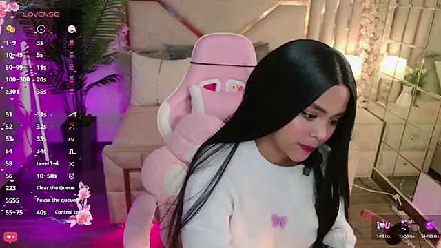 Snapshot of eimy_2 chatting on 11/15/25, 05:16 eimy 2 online show from 11/15/25, 05:16