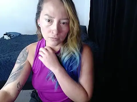 Snapshot of nath_92 chatting on 10/05/25, 02:10 nath 92 online show from 10/05/25, 02:10