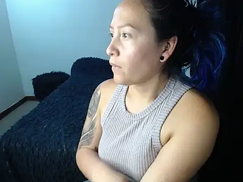 Snapshot of nath_92 chatting on 11/11/25, 02:22 nath 92 online show from 11/11/25, 02:22
