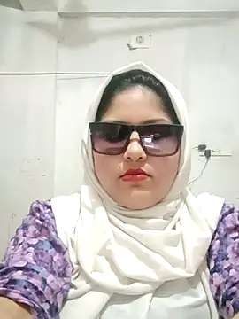 Snapshot of Nusrat-N chatting on 03/26/26, 11:38 Nusrat-N online show from 03/26/26, 11:38