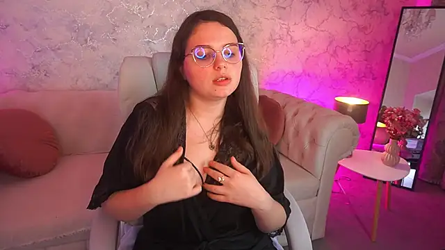 SophieDreamss online show from 11/10/25, 03:00