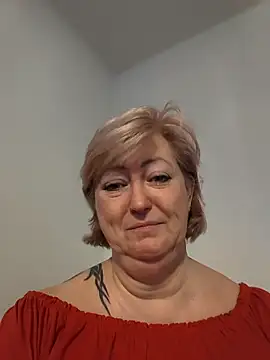 Snapshot of TerezaVelvet chatting on 02/24/26, 05:00 TerezaVelvet online show from 02/24/26, 05:00