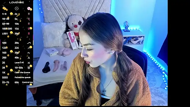 Mia Victoria22 online show from 06/02/26, 02:08
