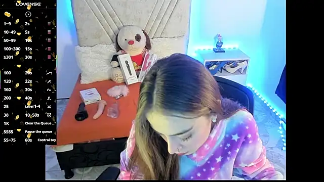 Mia Victoria22 online show from 06/09/26, 03:29