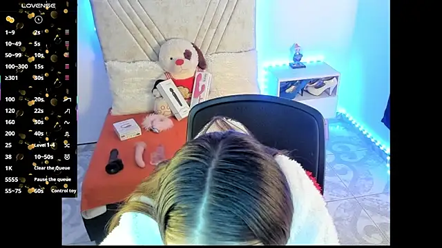 Mia Victoria22 online show from 06/12/26, 02:43