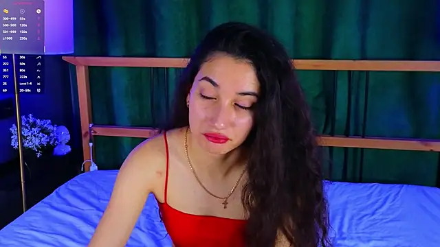 Snapshot of BettyMaldonado chatting on 11/19/25, 06:57 BettyMaldonado online show from 11/19/25, 06:57