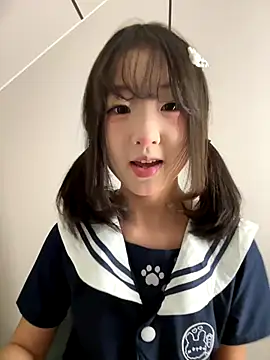 Snapshot of lelebaybay888 chatting on 11/05/25, 04:18 lelebaybay888 online show from 11/05/25, 04:18