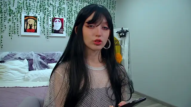 MistyMarlo online show from 11/04/25, 06:23