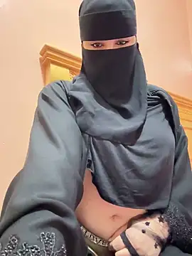 Snapshot of _Laiali_ chatting on 02/12/26, 12:33 Laiali online show from 02/12/26, 12:33