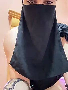 Snapshot of _Laiali_ chatting on 02/23/26, 08:50 Laiali online show from 02/23/26, 08:50