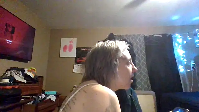 flavi1996 online show from 12/21/25, 07:04