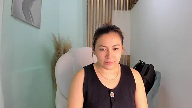 MacarenaRosse online show from 09/11/25, 08:09