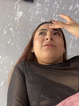 MacarenaRosse online show from 10/15/25, 07:25