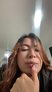 MacarenaRosse online show from 12/16/25, 08:25