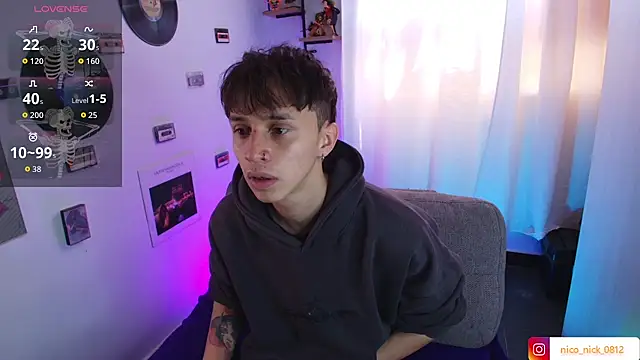 Snapshot of Nick_Bangover_ chatting on 10/06/25, 05:43 Nick Bangover  online show from 10/06/25, 05:43